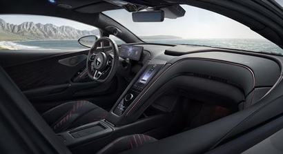 양왕 U9 내부. 양왕 U9 은 최고속도 309km/h, 약 1300마력급 4모터 시스템을 갖춘 초고성능 전기 하이퍼카로 BYD의 전동화 기술이 집약된 하이엔드 아이콘이다. 사진=삼천리 제공