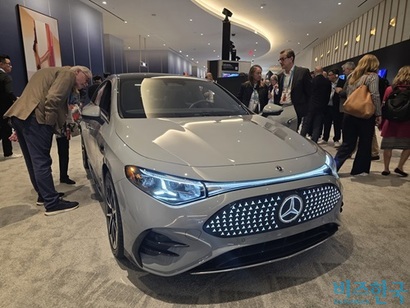 엔비디아의 차세대 자율주행 알파마요 스택이 탑재된 벤츠 CLA 250+ 전시 차량. 사진=강은경 기자