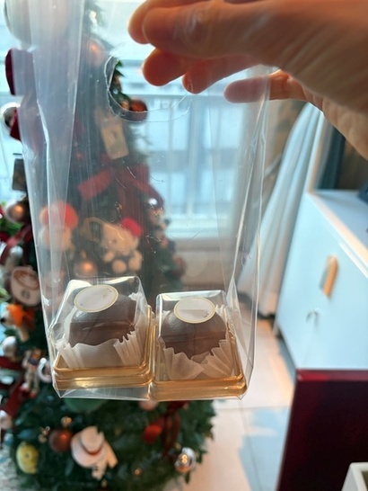 ‘두바이 쫀득 쿠키’ 열풍을 타고 중고 거래 플랫폼 당근 등에서 홈베이킹 제품이나 매장에서 구매한 쿠키를 되파는 사례가 늘고 있지만, 이는 식품 안전과 법적 책임 측면에서 모두 위험하다는 지적이 나온다. 사진=봉성창 기자