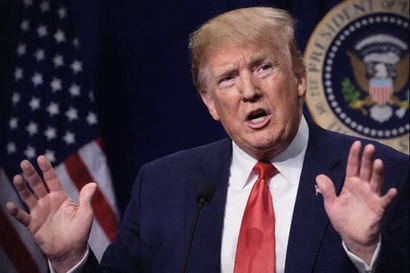 트럼프의 돌발 발언이 공식 정책으로 이어질지는 불확실하다. 우리 정부와 시장은 이를 협상용 압박 카드로 보면서도 실제 관세 조치 가능성을 배제하지 않고 발빠르게 대응에 나섰다. 사진=생성형 AI