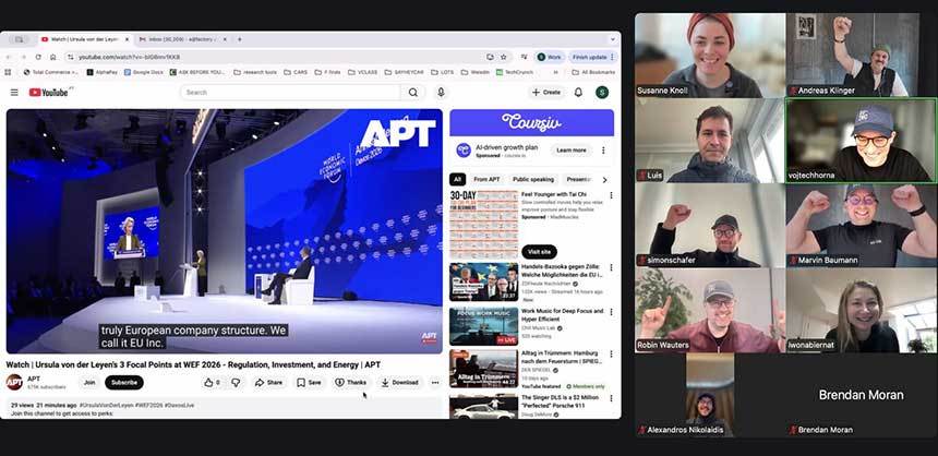 다보스포럼에서 발표한 EU-Inc 선언에 열광하는 창업가들. 사진=EU-Inc. 링크드인