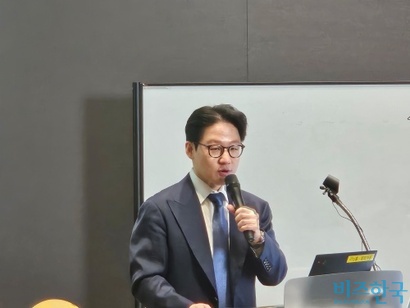 서범석 루닛 대표가 2일 서울 강남구에 있는 루니스퀘어에서 기자간담회를 열고 주주배정 유상증자 필요성을 설명하고 있다. 사진=최영찬 기자