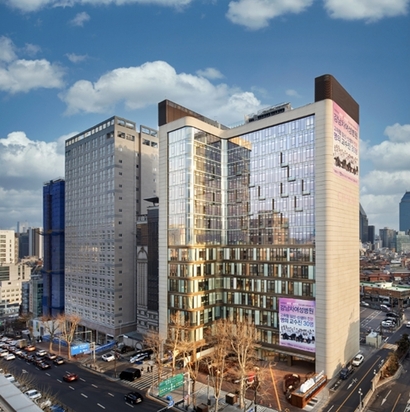 차바이오텍이 서울 강남차여성병원(사진) 건물 부지를 최근 432억 원에 매각한 것으로 확인됐다. 매수자는 차병원을 운영하는 성광의료재단이다. 사진=차병원 홈페이지