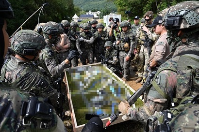 지난해 10월 인제 육군 과학화훈련단 훈련장에서 열린 제3회 국제과학전투 경연대회 현장. 공동취재사진=사진공동취재단