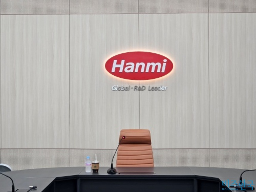 '박재현 대표 연임 딜레마' 둘러싼 한미약품그룹 4자 연합 '셈법'