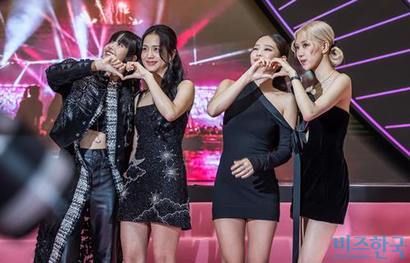 블랙핑크는 최근 국립중앙박물관 문화유산 도슨트 서비스에 나섰다. 사진=최준필 기자