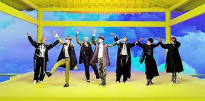 방탄소년단은 2018년 발표한 ‘아이돌(IDOL)’에서 우리 가락과 춤을 선보였다. 사진=아이돌 뮤직비디오 캡처