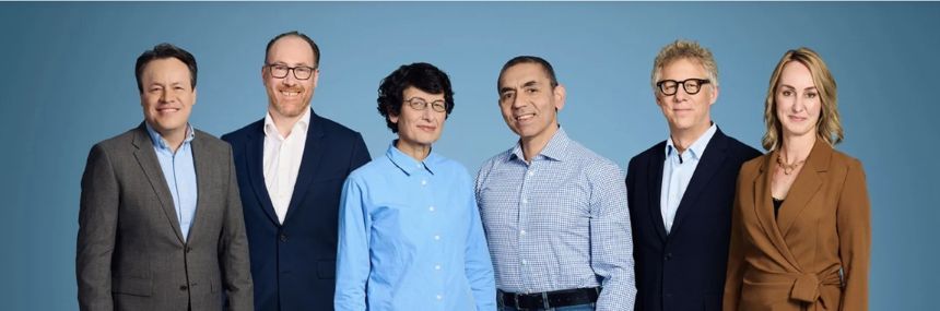 바이온텍 경영진. 가운데 두 사람이 부부이자 공동창업자인 우구르 사힌(Uğur Şahin) CEO와 외즐렘 튀레지(Özlem Türeci) CMO. 사진=바이온텍