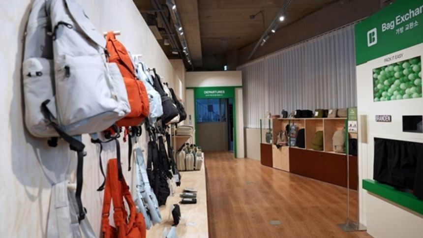 브랜든은 여행 짐을 줄이는 데서 나아가 개성과 취향을 더 잘 담아내는 정리의 방식을 제안함으로써 라이프스타일 브랜드로의 도약을 꾀했다. 사진=비마이비 제공