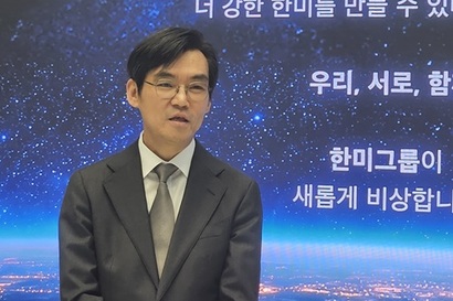 외부 출신 첫 전문경영인인 황상연 한미약품 대표(사진)는 법과 상식에 기초해 어느 주주에 편향하지 않고 총 주주의 이익을 극대화하겠다고 포부를 밝혔다. 사진=최영찬 기자