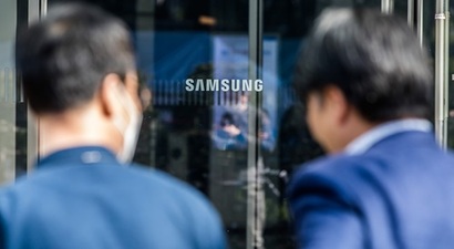 삼성전자가 올해 1분기 57조 원이 넘는 영업이익을 기록하며 사상 최대 분기 실적을 달성했다 삼성전자 서초 사옥. 사진=최준필 기자