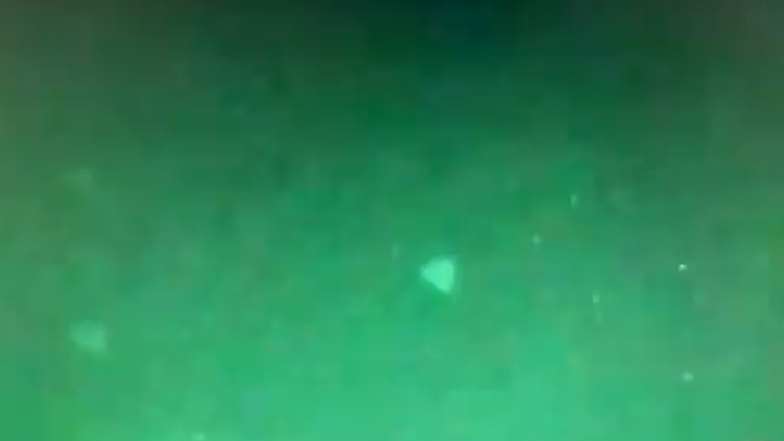 2019년 7월 샌디에이고 인근 바다에서 USS 러셀 구축함 감시병이 포착했다고 알려진 일명 ‘피라미드’ UFO.