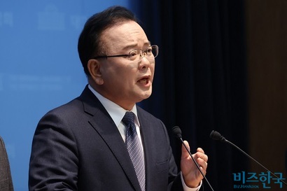 김부겸 후보가 지난 3월 30일 국회 소통관에서 6·3 지방선거에 대구광역시장 출마를 선언하고 있다. 사진=박은숙 기자