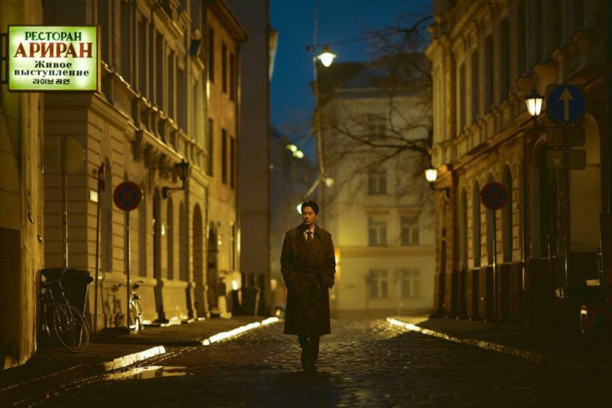 영화 ‘휴민트’는 극장 개봉 49일 만에 막을 내린 뒤 넷플릭스에서 글로벌 시청률 1위를 기록했다. 사진=네이버 영화