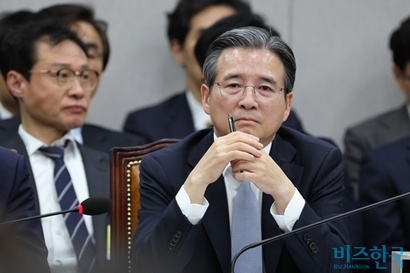 김용범 청와대 정책실장(사진)이 반도체 호황 이후 부동산 시장으로 유동성이 쏠릴 가능성을 경고했다. 사진=박은숙 기자