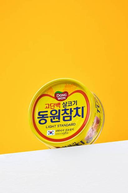 동원참치는 1982년 출시된 국내 최초 참치캔으로, 44년간 국가대표 참치캔 자리를 유지하고 있는 대한민국 대표 단백질 식품이다. 사진=동원F&