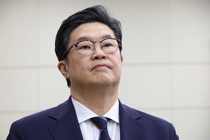 메리츠는 1000억 원 규모 DIP 대출 지원 의사를 밝혔지만, 김병주 MBK파트너스 회장의 보증과 MBK의 나머지 1000억 원 조달을 전제로 하고 있다. 사진=박은숙 기자